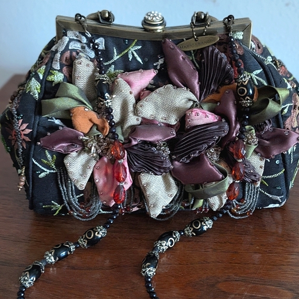 Mary Frances hand bag purse - Picture 3 of 17